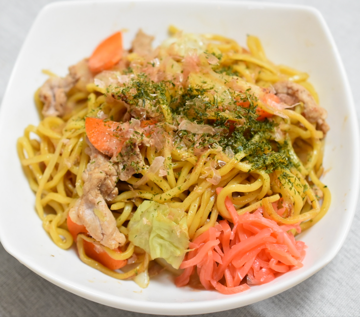 コクうま！魅惑の背徳焼きそば！