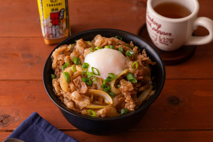 トロうま背徳！旨みが溢れる温玉豚丼！